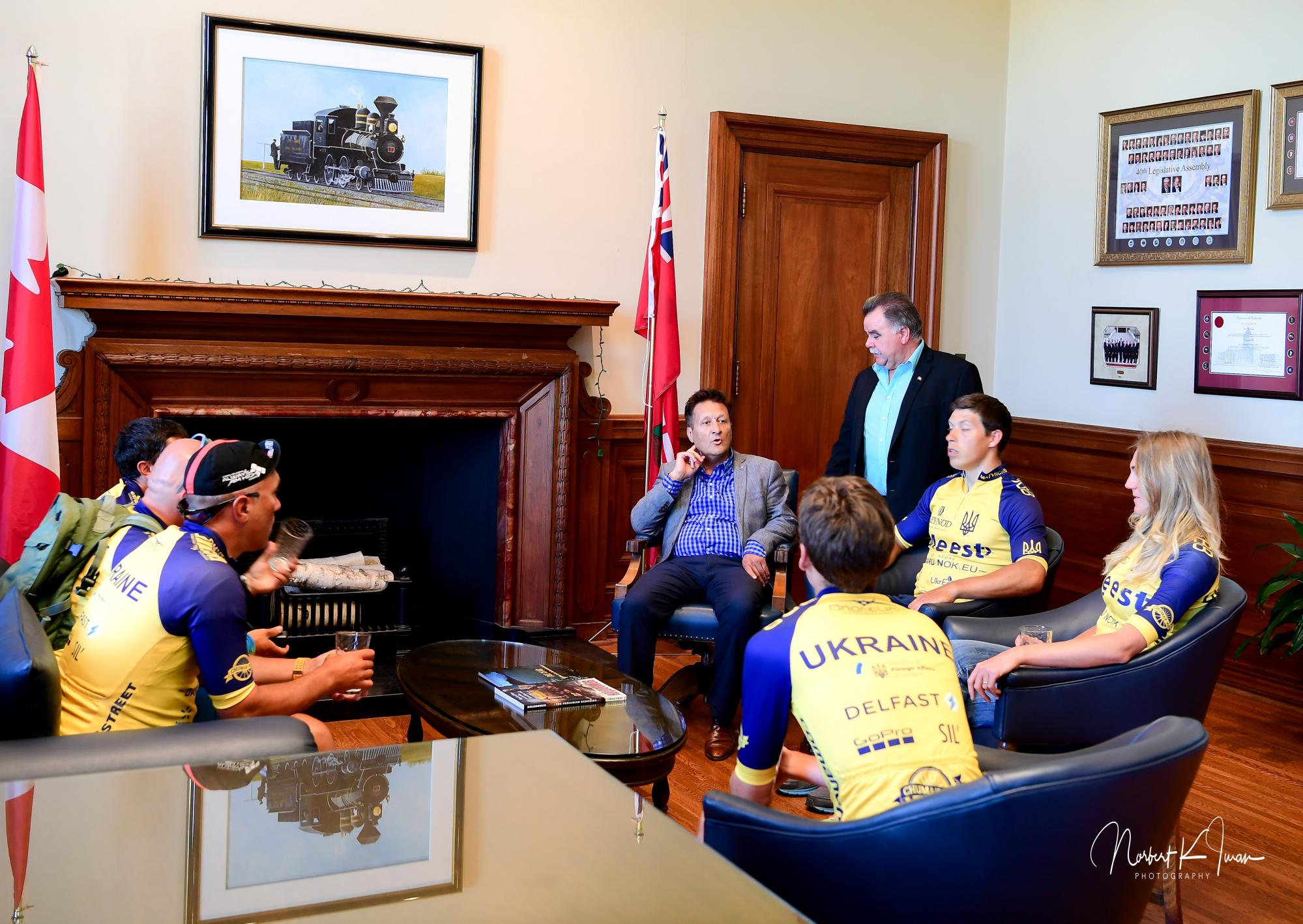 "Искренность местных просто поражала!": украинцы проехали 10 тысяч километров по Канаде и США и побывали в 430 городах